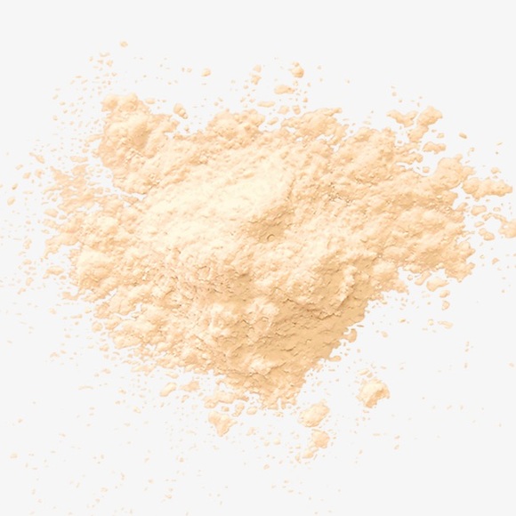 Dermablend Illuminating Banana Powder FULL SIZE 🍌✨ - Picture 7 of 7